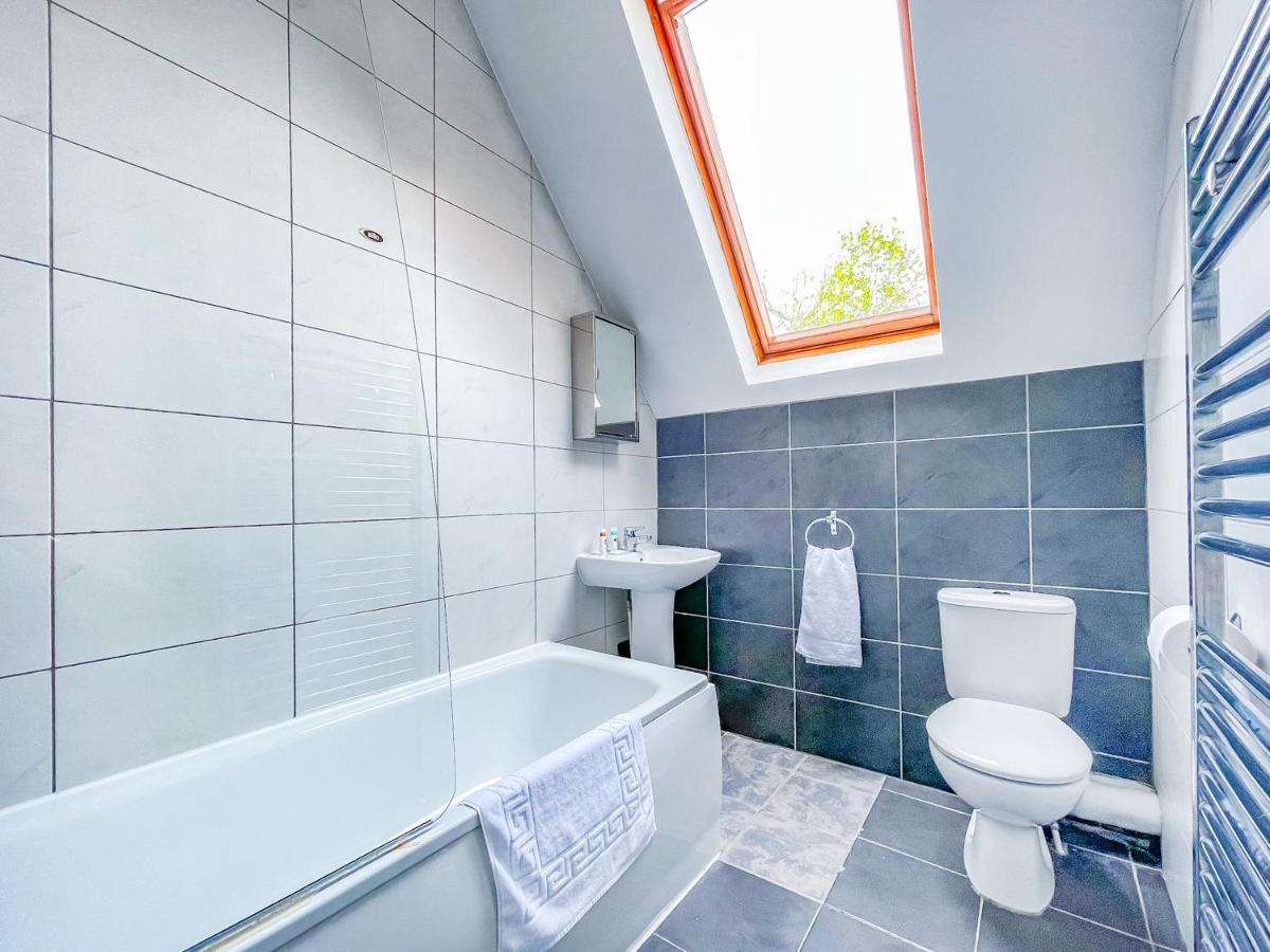 *Rg9Bc* For Your Most Relaxed & Cosy Stay + Free Parking + Free Fast Wifi * Λιντς Εξωτερικό φωτογραφία